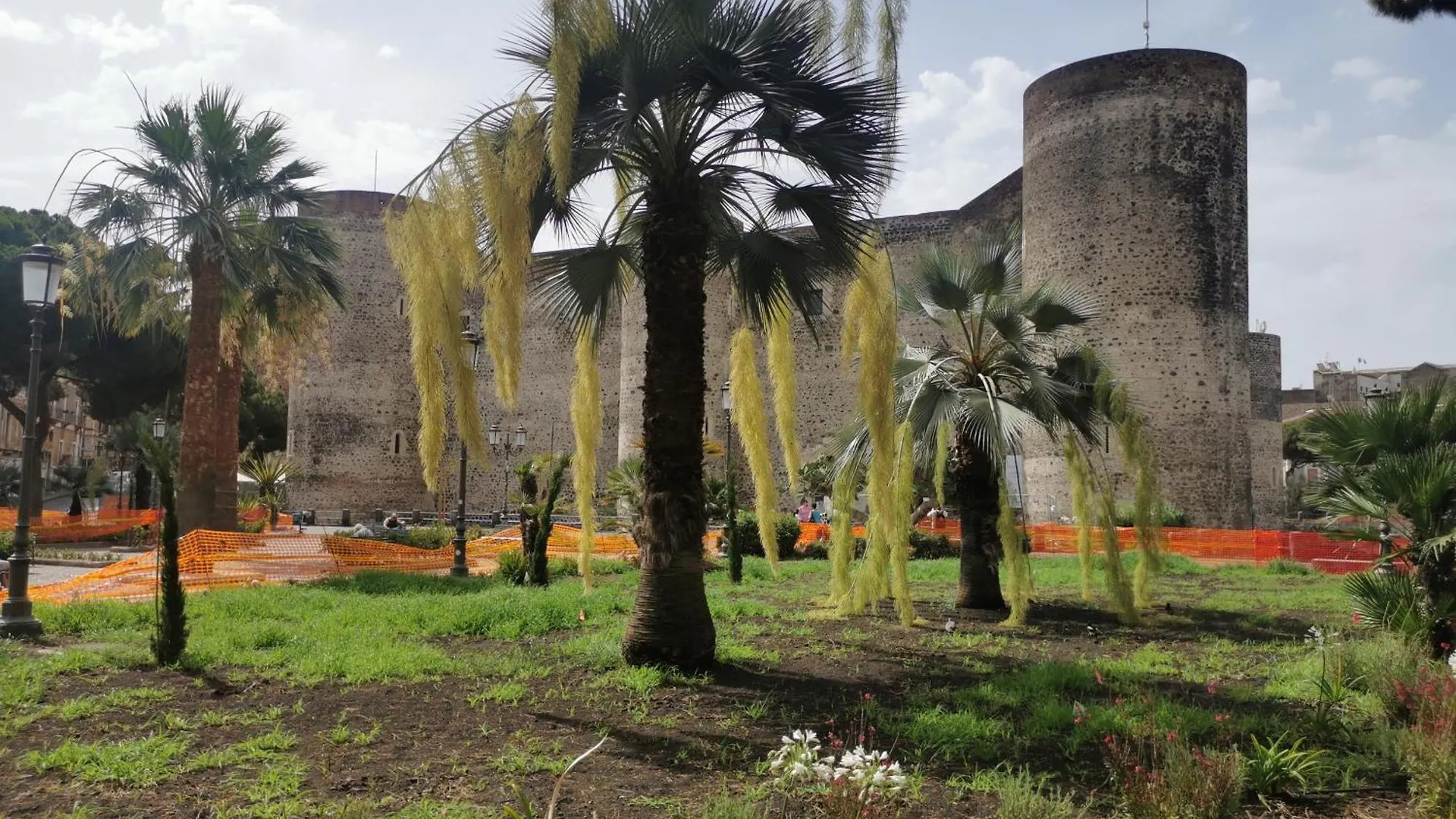 Grimaldi Houses Aeroporto di Catania Fontana Rossa